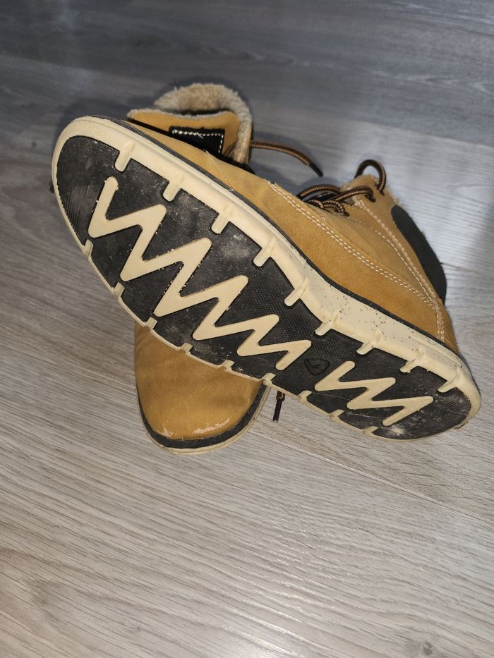 Chaussures montantes