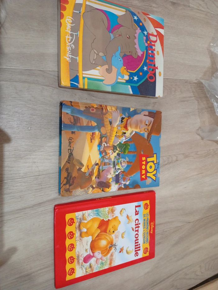 Lot de 3 livres Disney