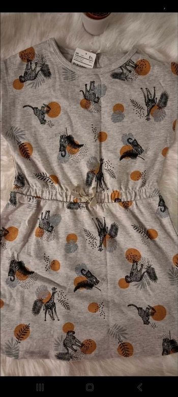 NEUVE (non portée) 🏷😍🤩👌 superbe robe mc molleton 8 ans fille 💜💜💜💜