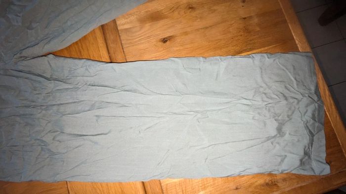 Combinaison avec épaules nues à nouer T.XS/36 jamais porté - photo numéro 2