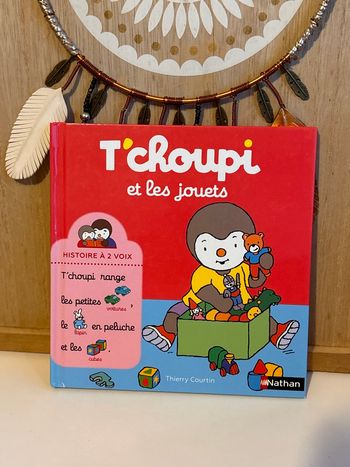 Livre tchoupi et les jouets
