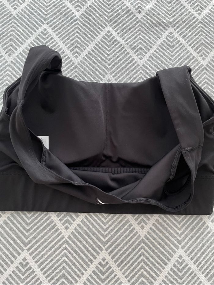 Brassière noire Gymshark M - photo numéro 4