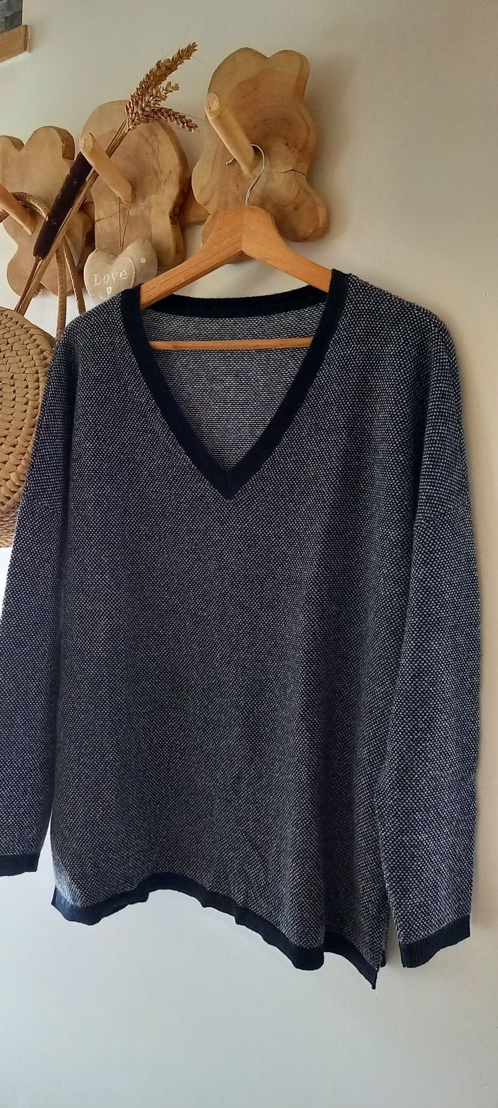 Superbe pull 100% cachemire de chez "Madeleine" T42/44
