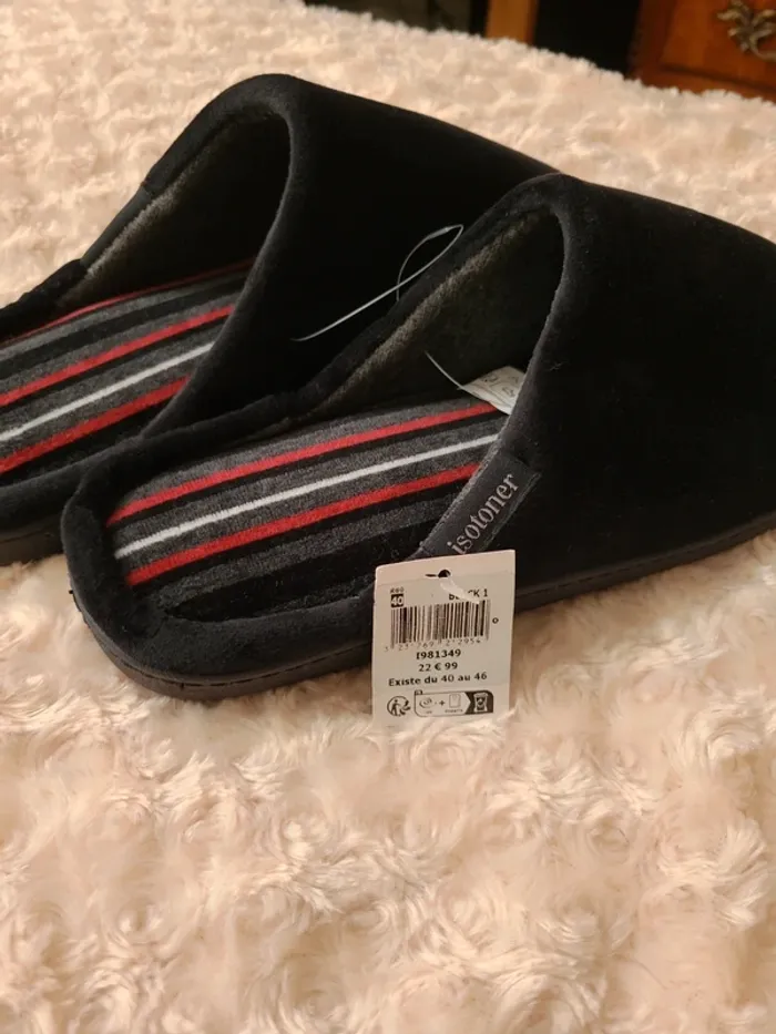 Pantoufle isotoner taille 40 - photo numéro 2
