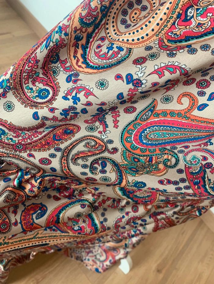 Robe longue satinée - photo numéro 4