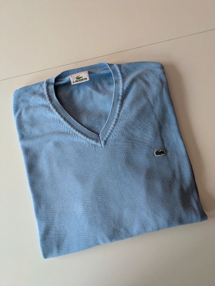 Pull col V Lacoste bleu clair – Taille XL