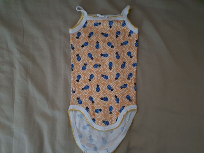 Lot de bodies 12 mois - photo numéro 5