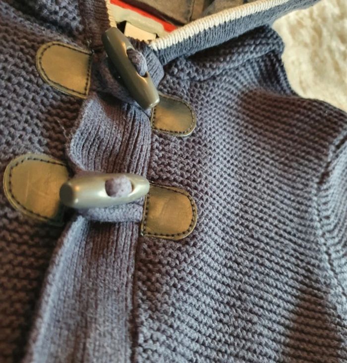 Gilet Obaibi 18 mois TBE - photo numéro 3