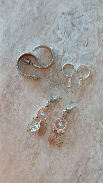 Lot boucles d'oreilles femme