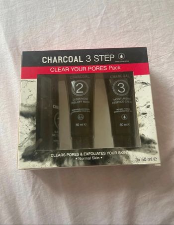 Skin Care au charbon