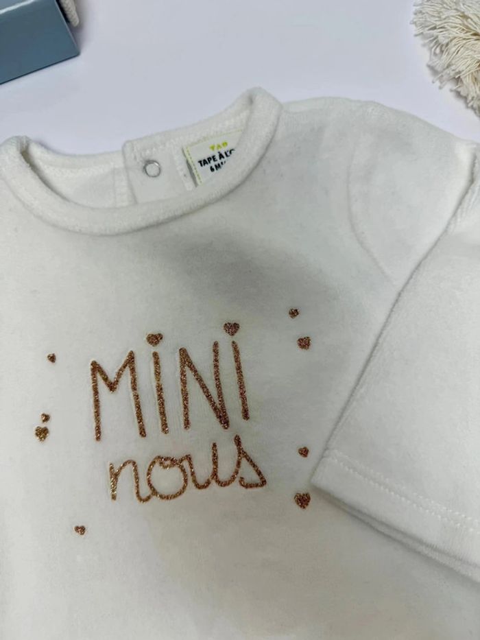 Pyjama Mini nous velour TAO taille 6 mois, 68 cm comme neuf - photo numéro 2