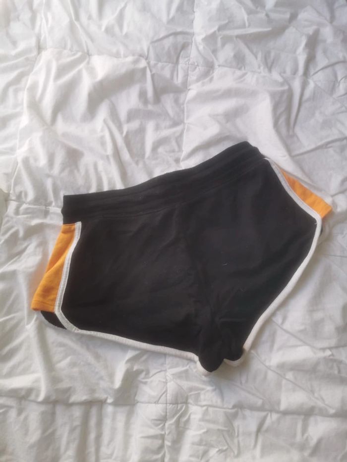 Lot de 2 shorts taille 34 - photo numéro 3