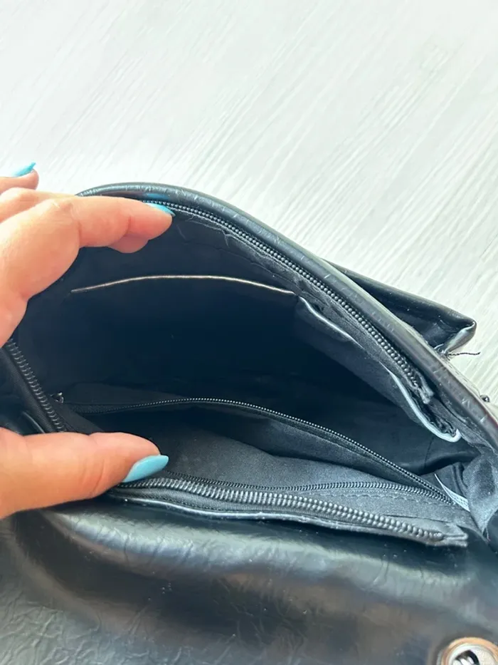 Petit sac à main noir avec poches - photo numéro 4