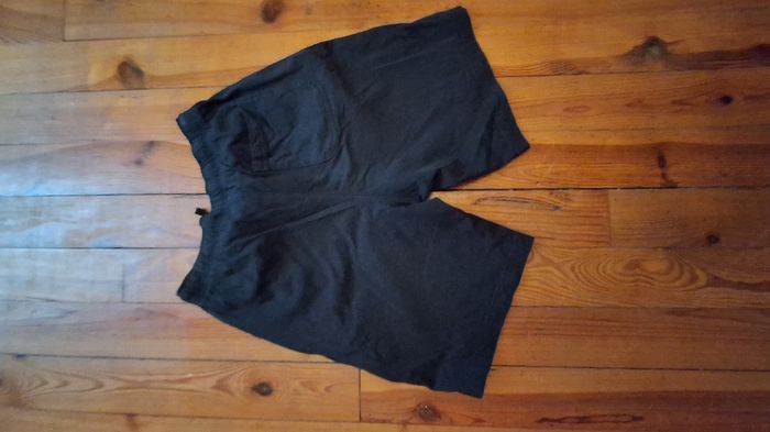 Short nike noir taille S - photo numéro 3