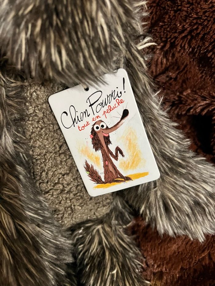 Peluche chien pourri