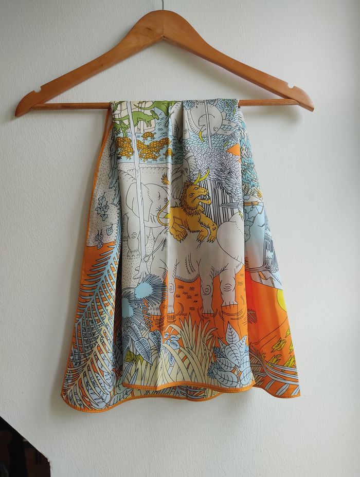 Foulard 90 animaux dans la forêt orange - photo numéro 3