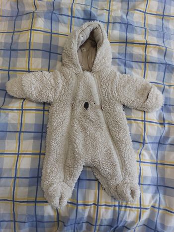 Combinaison bebe tille 1 mois