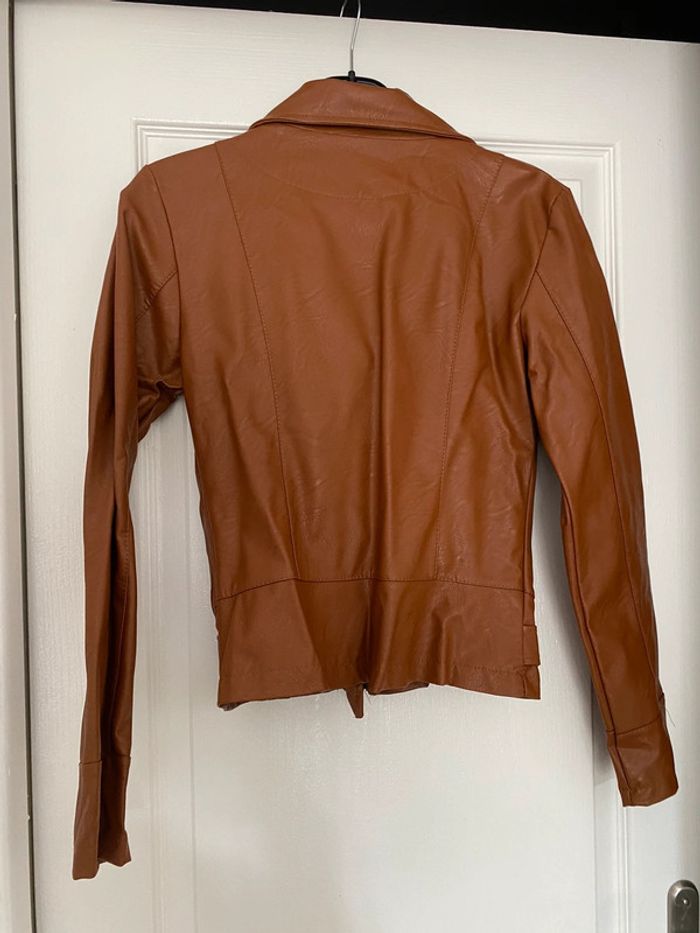 Blouson en simili cuir Perfecto camel - photo numéro 2