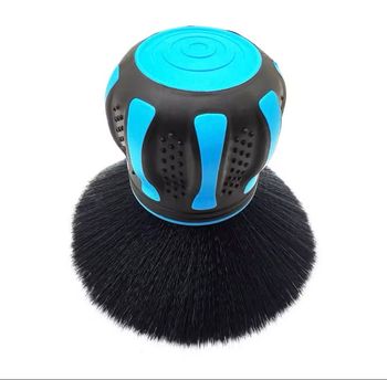 Brosse précision anti rayures spécial detailing auto ni