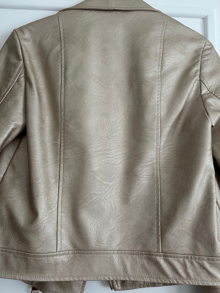 Blouson doré - photo numéro 7