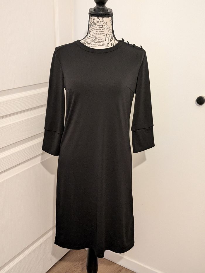 Robe noire fluide, sobre et chic, Esmara, taille S, parfait état ! - photo numéro 2