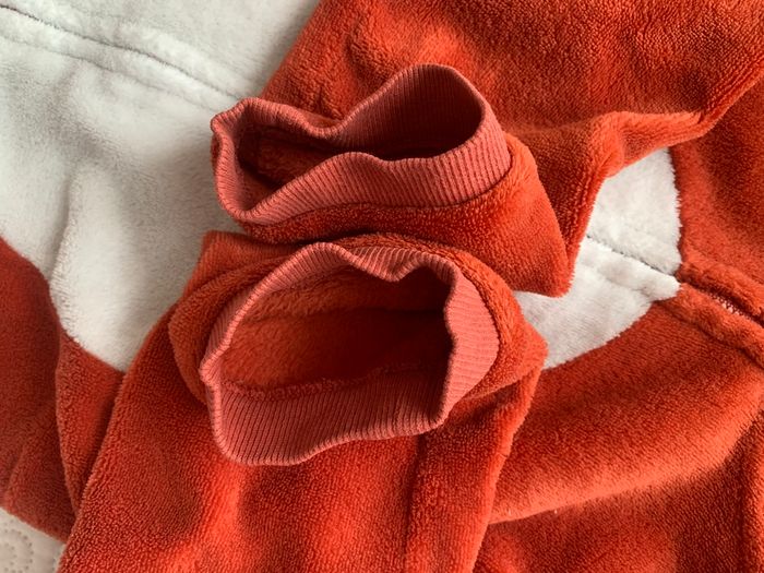 Pyjama Monoprix (pilou-pilou)- 8 ans - photo numéro 7