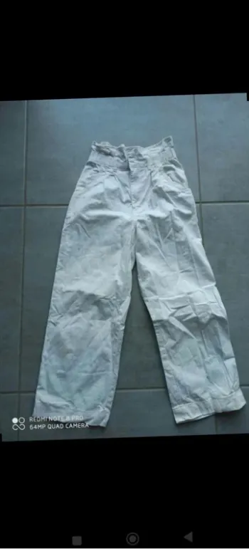 Pantalon  blanc  léger  taille 34,  cordon de  serrage, 84  cm,  parfait pour  l'été