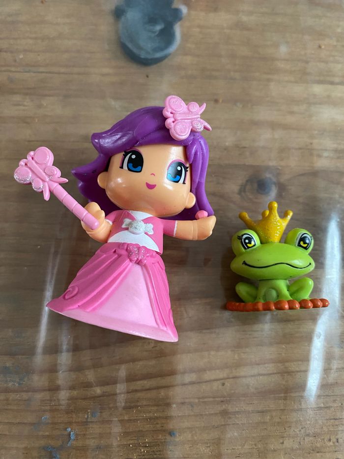 Princesse Pinypon et sa grenouille