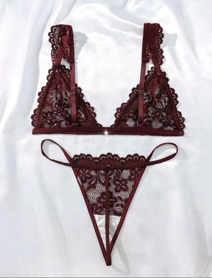 Ensemble lingerie string ficelle bordeaux/ acajou - photo numéro 4