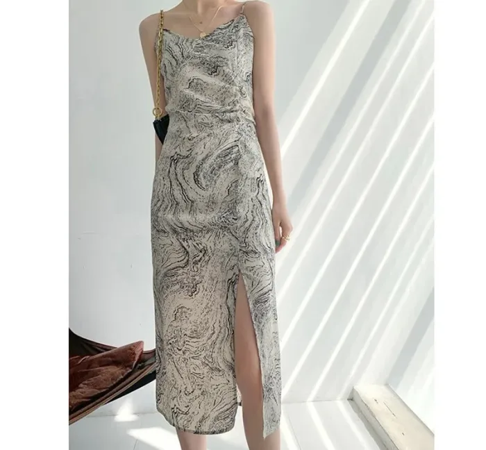 Jupe longue élancée et pleine de tempérament Fente latérale Jupe à bretelles