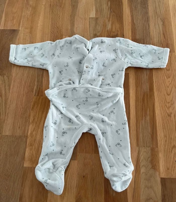 Lot 2 pyjamas en velour 1 mois - photo numéro 4