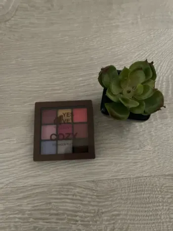 Palette yes love
