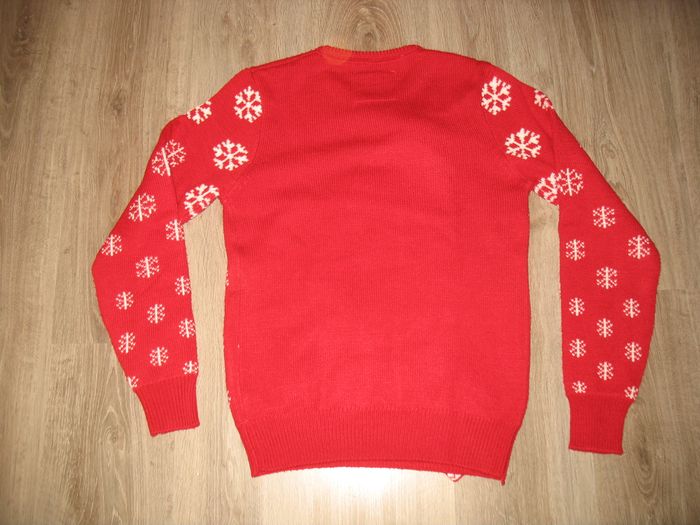 PULL ROUGE MOTIF DE NOËL "ARMAND THIERY" - Taille XS - n°01 - photo numéro 3