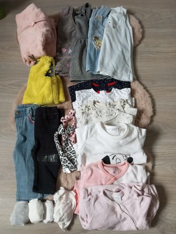 Lot vêtements fille 6 mois