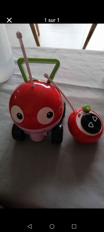 Voiture télécommandée