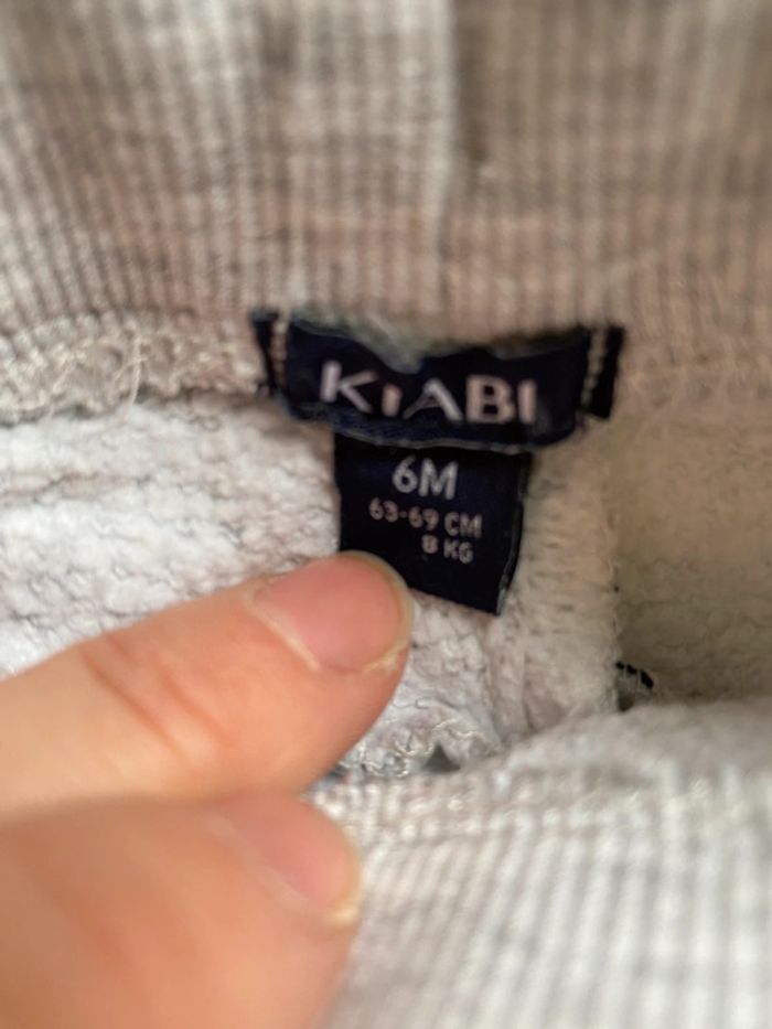 Ensemble 6 mois Kiabi - photo numéro 2