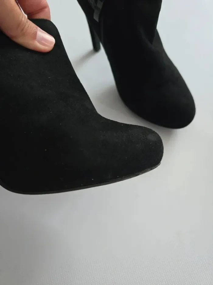 Bottines noir talons aiguille - photo numéro 3