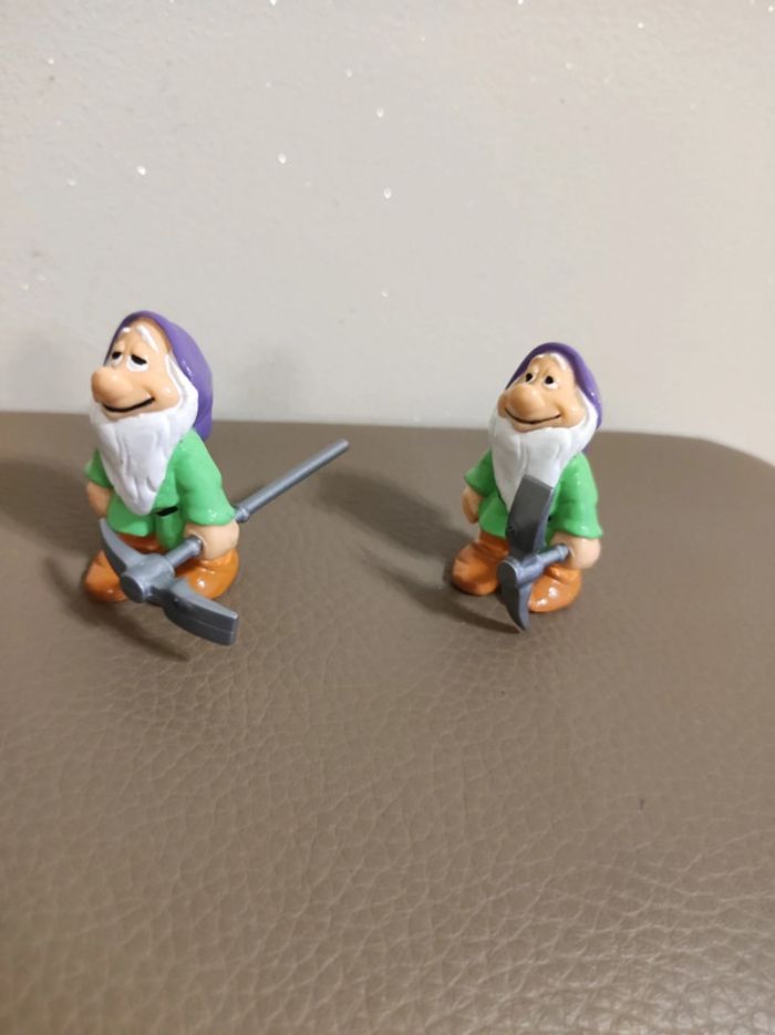 lot 2 figurines bullyland dormeur - photo numéro 2