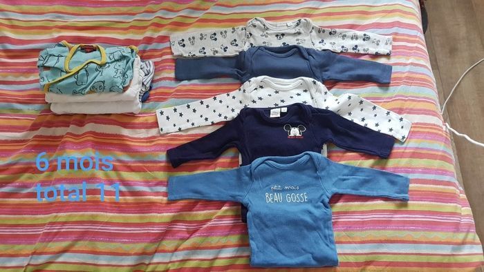 Divers vêtements bébé - photo numéro 10