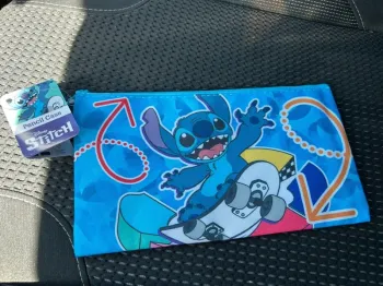 Grande trousse stitch qui fait du skate neuf / étui