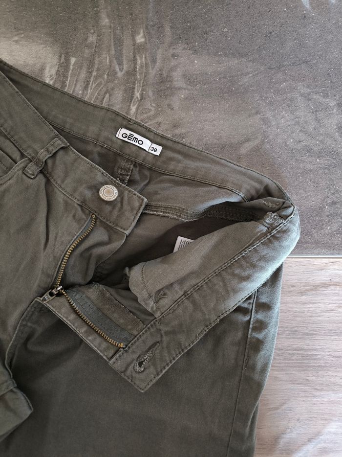 Short Gémo 38 - photo numéro 4