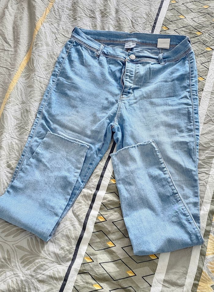 Jean femme taille 44 - photo numéro 3