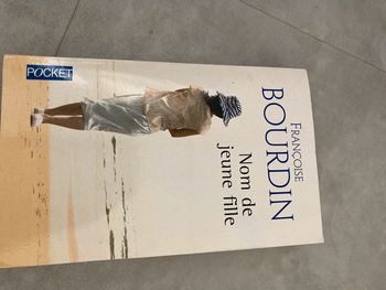 Livre nom de jeune fille