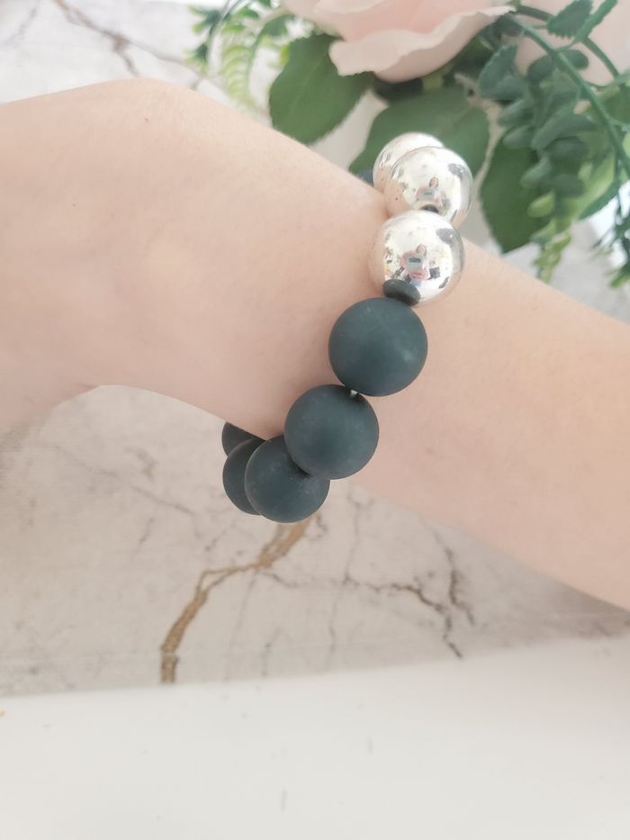 Bracelet fantaisie vert en perle - photo numéro 3