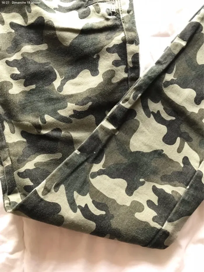 Jean camouflage kaki militaire Monday Premium taille 34 - photo numéro 5