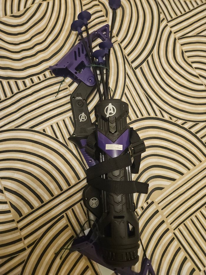 Ensemble arc et flèches Marvel de Disneyland