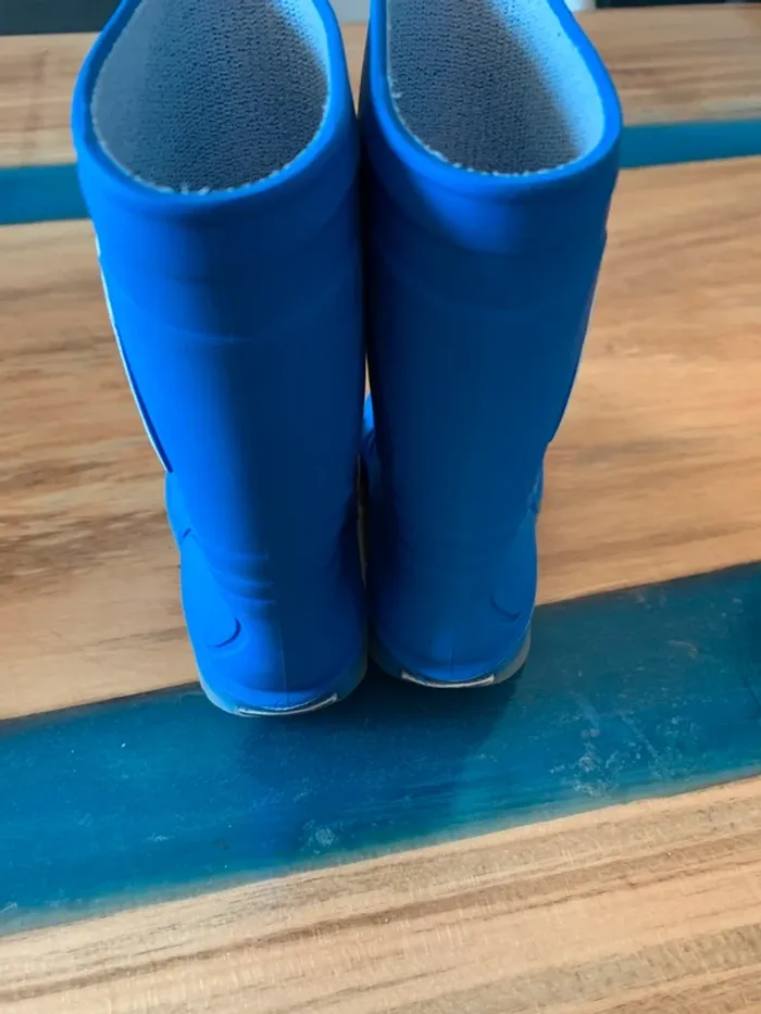 Bottes de pluie lumineuse taille 22/23 - photo numéro 2
