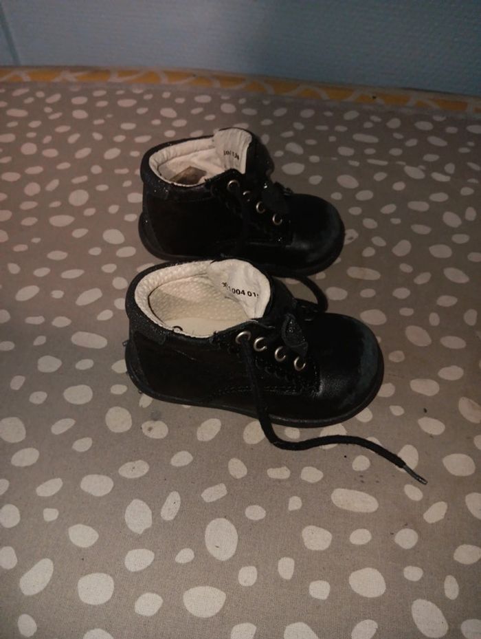 1 ère Chaussures - photo numéro 4