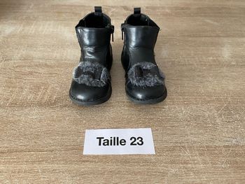 Bottes noires taille 23