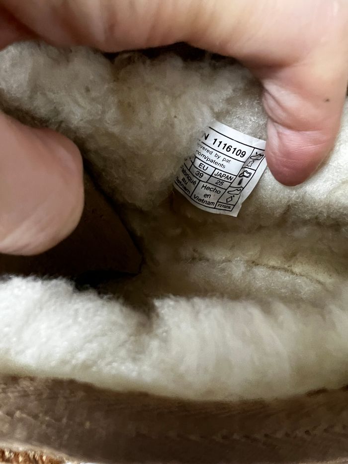 Bottes de neige UGG Mini Short, pointure 38 - photo numéro 5